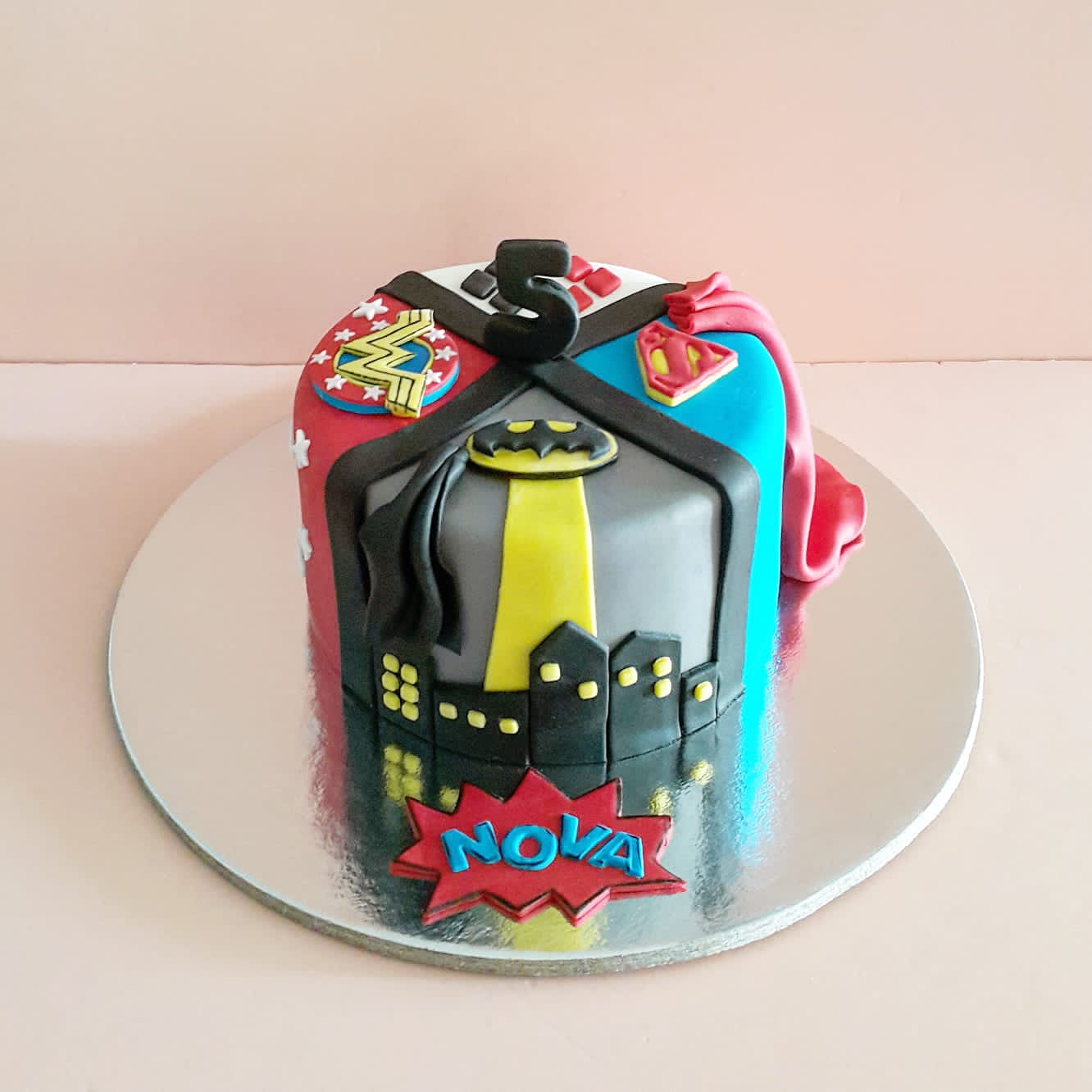 Superheroes Cake