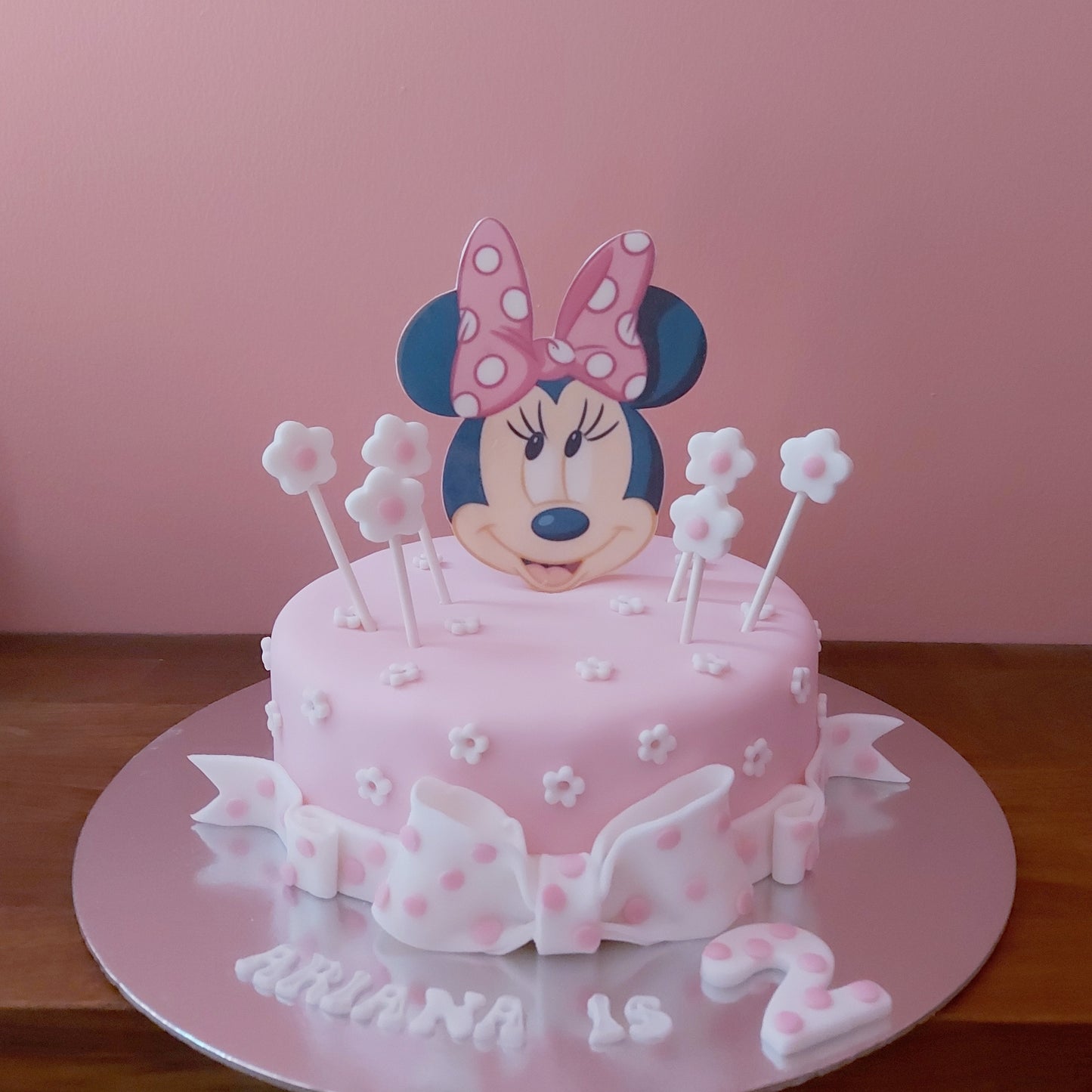 Minnie Mouse Cake